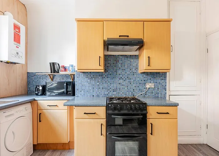 ゲストハウス Burley リーズ